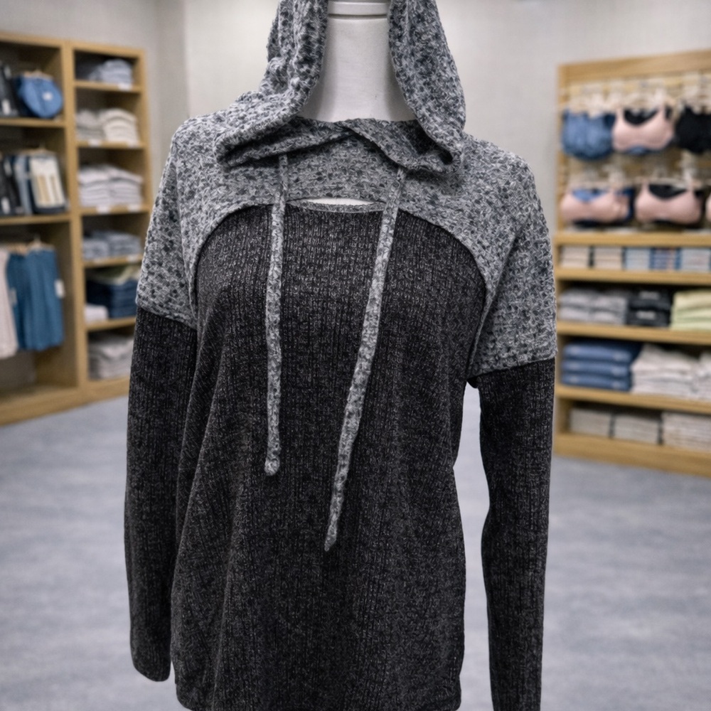 White Birch Oversized S Gray and Black Women's Hooded Top NWOT